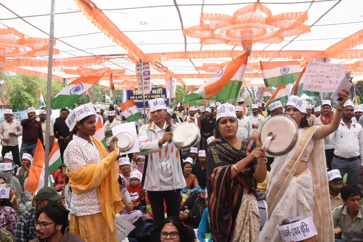 MP में शिक्षक भर्ती के पद क्यों नहीं बढ़ा सकती सरकार? जानिए नियमों का पूरा गणित